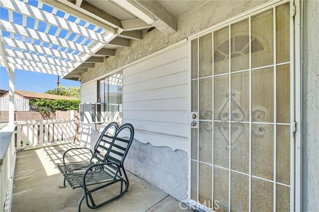 Photo - 2551 Rome Ave