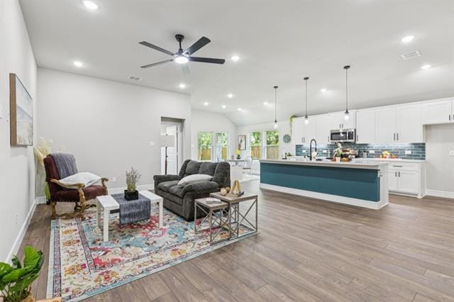 Photo - 512 Frazier St