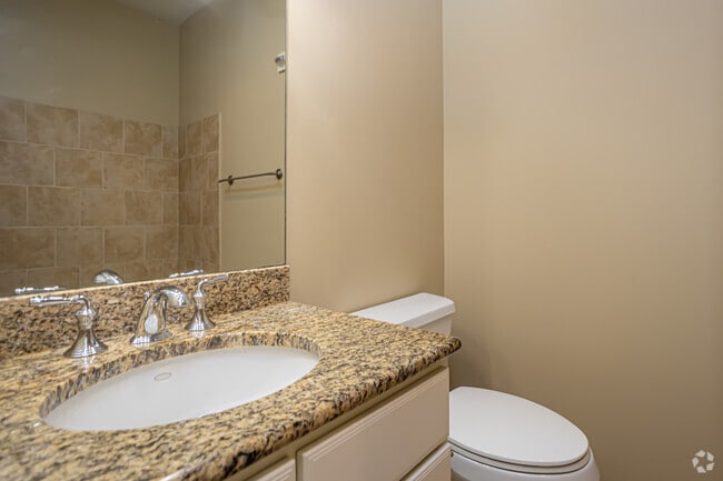 1BR, 1BA - 720SF