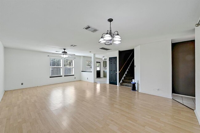 Photo - 102 Cannery Cove