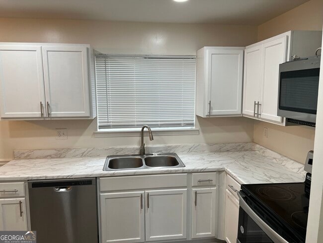 Photo - 9028 Raven Dr