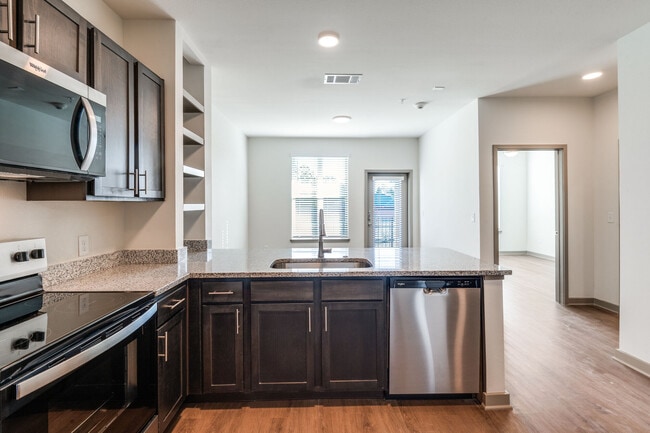 Photo - Parmore Plano