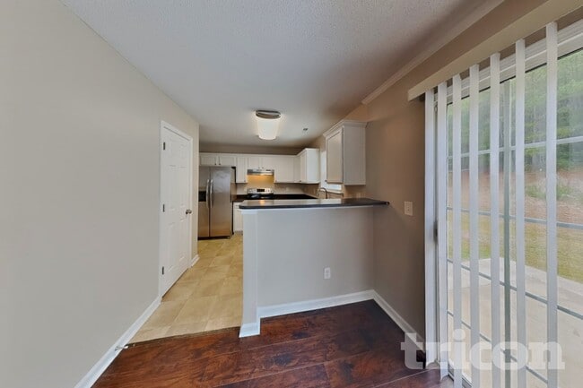 Photo - 223 Pebblestone Dr