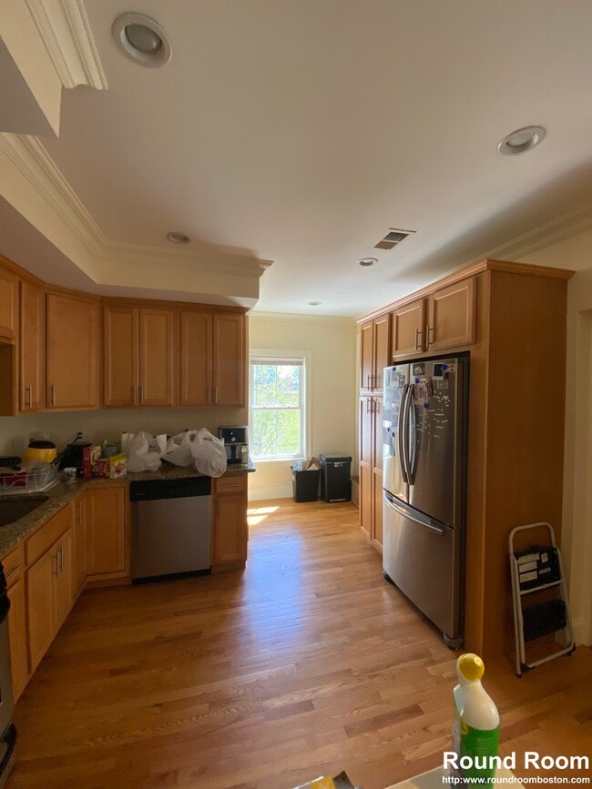 Photo - 25 Lothrop St