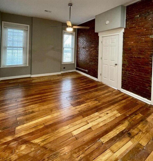 Photo - 1318 S Brook St