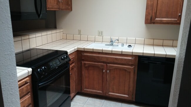 Photo - Northwest single level condo offering many... Unit 2