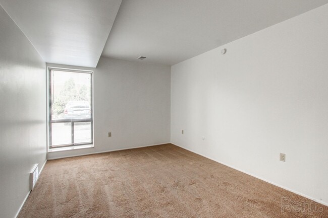 Photo - Dawson Village