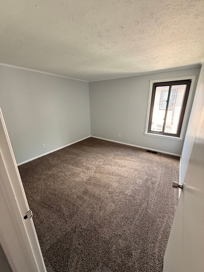 Photo - 550 Turney Rd Unit Apt C