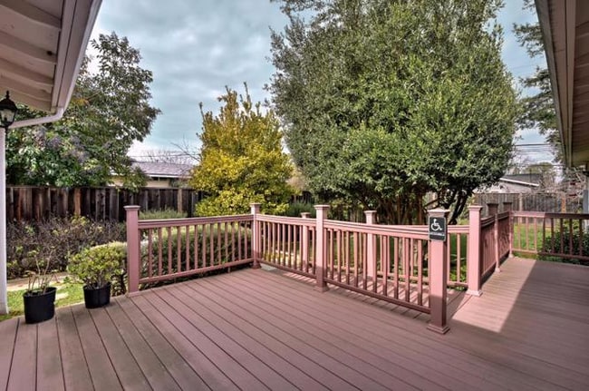 Photo - 1103 W Latimer Ave