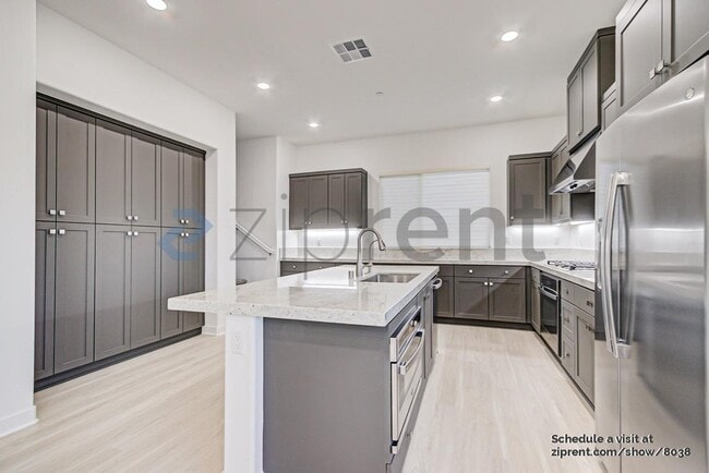 Photo - 1896 S Westside Dr