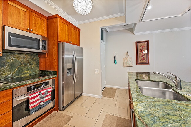 Photo - 1020 Aoloa Pl