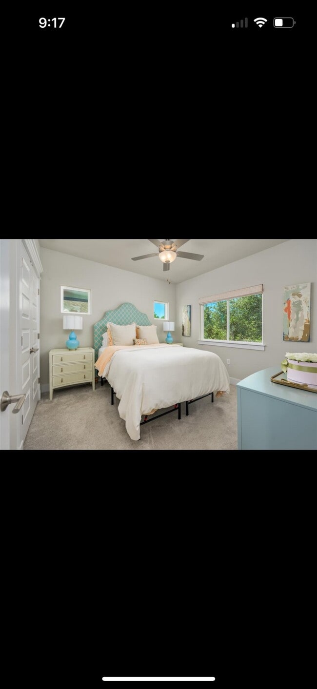 Photo - 142 Volterra Ln