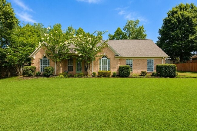 Building Photo - 20 Country Brook Dr