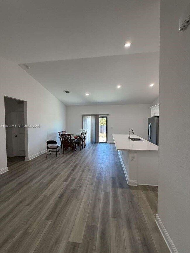 Photo - 3125 Kanek Cir