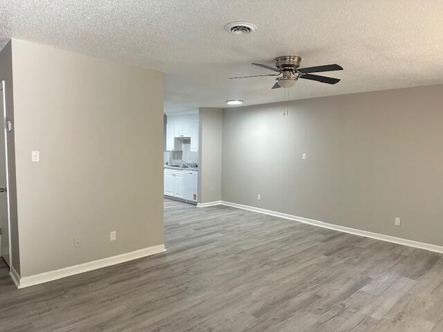 Photo - 3095 Brookside Dr NW