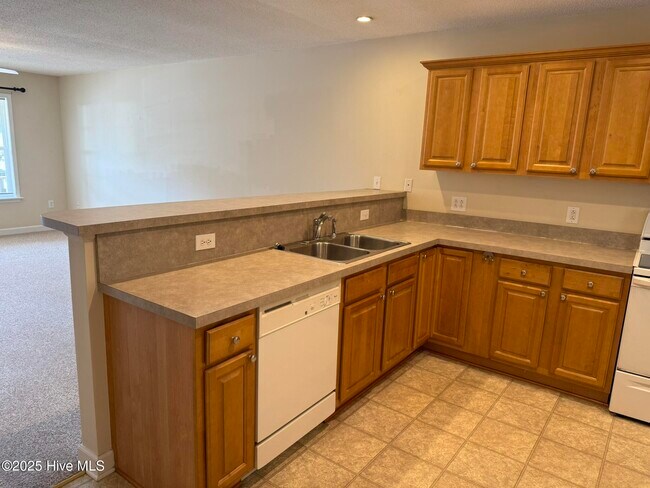 Photo - 1003 High Point Ave SW