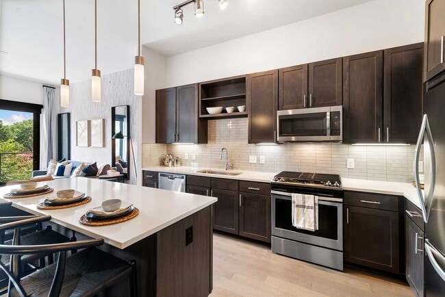 Photo - Cortland M-Line