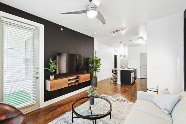 Photo - 5752 Town and Country Blvd Unidad ID1363550P