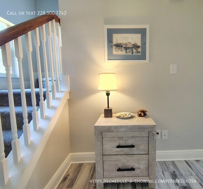 Photo - 229 Milray Ln