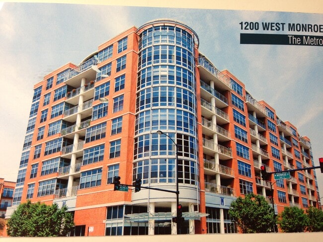 Photo - 1200 W Monroe St Unit 420