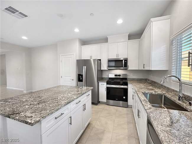 Building Photo - 69 Serene Tempo Ave