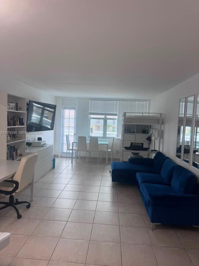 Photo - 1913 S Ocean Dr Unit 422