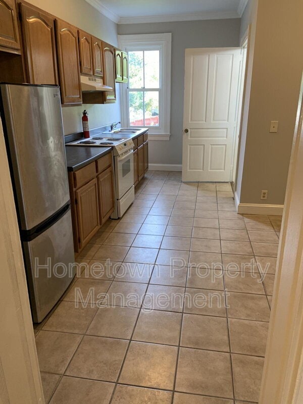 Photo - 69 Main St Unit APT D