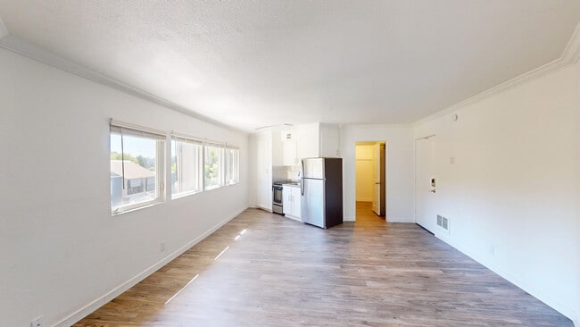 Building Photo - 1821 Lincoln Ave Unit 313 Rental