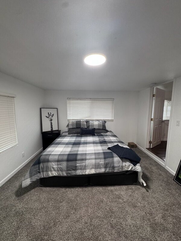 Building Photo - 2445 Town Cir Unit Room #1 Rental
