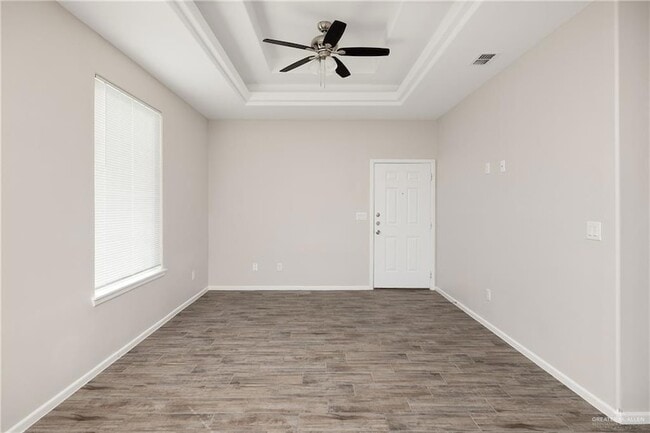 Photo - 3404 Ventura Ave Unit 2