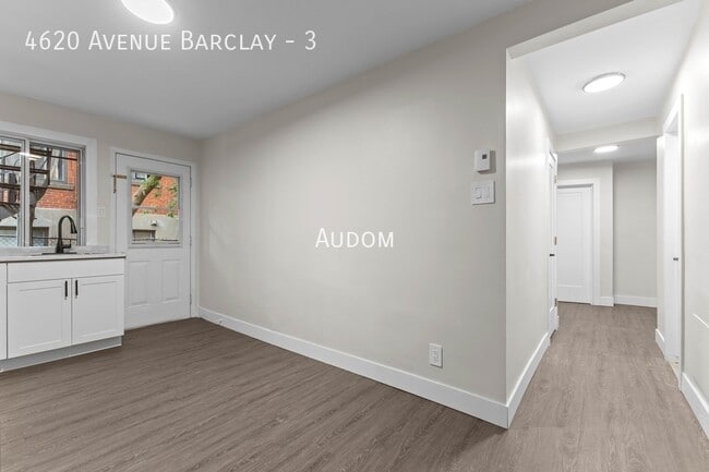 Photo - 4620 Av. Barclay Unit 3