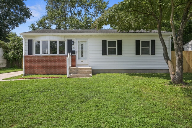 Building Photo - 20 Hickory Ln Rental