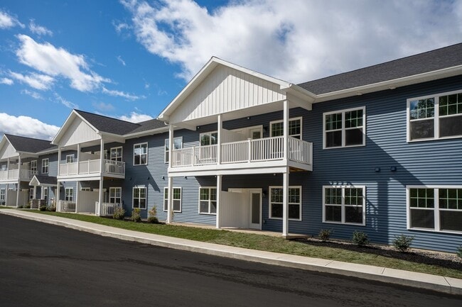 Photo - Riverstone Apartments