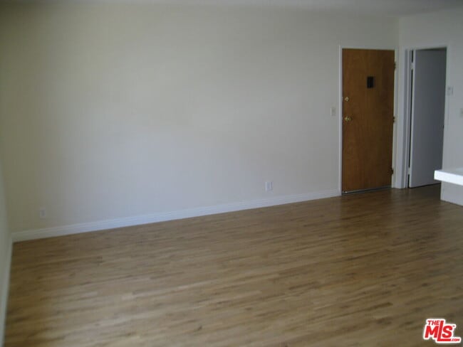 Photo - 1137 Wilcox Pl