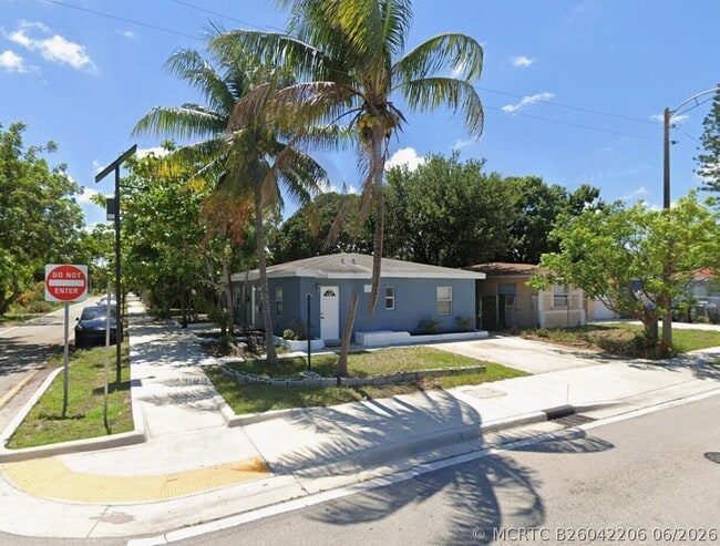 Photo - 1501 N Andrews Ave Unit 3