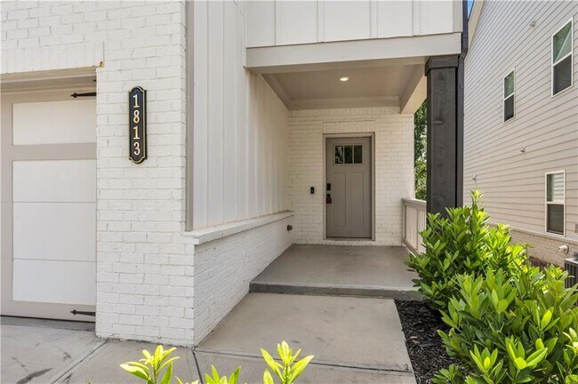 Photo - 1813 Westfall Lndg