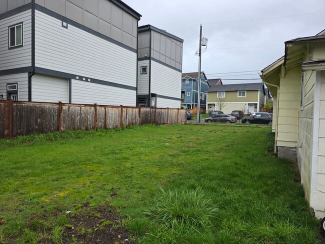 Photo - 4322 S Puget Sound Ave