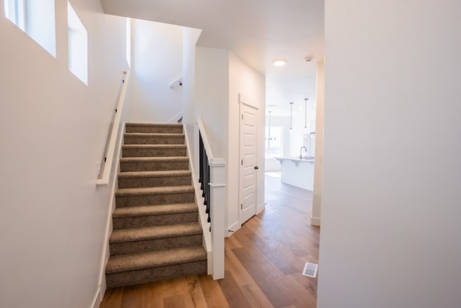 Photo - 2722 Blue Dawn Ln Unit Upper Residence