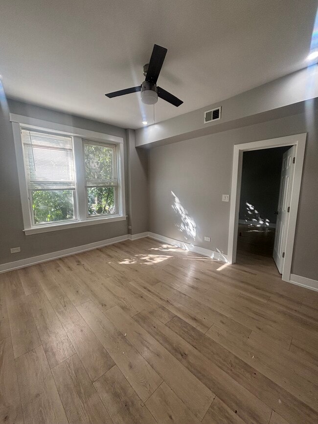 3850 W Hirsch St Unit 1