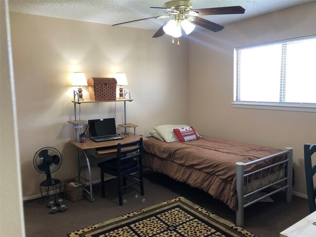 Photo - 1022 Wilson Rd Unit A