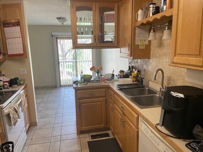 Photo - 9519 Hartford Cir