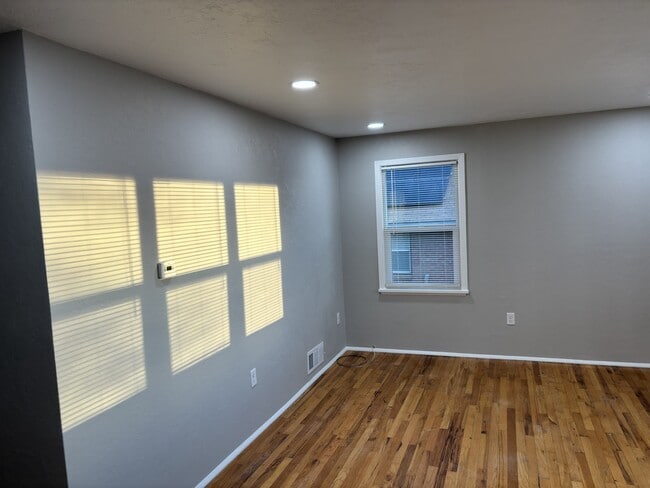 Photo - 69 Toponce Dr