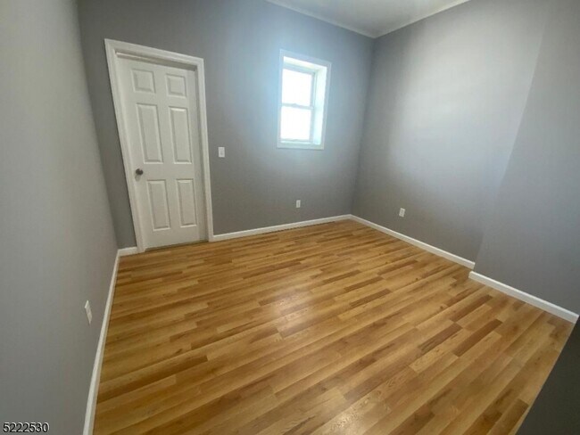 Photo - 127 Union St Unit 3R