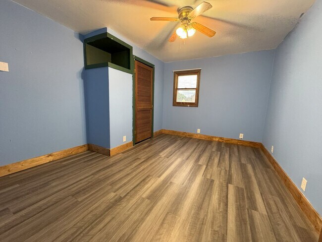Photo - 3 Bedroom House, Clinton