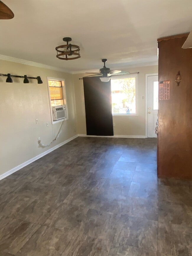 Photo - 1208 Mercury Ave