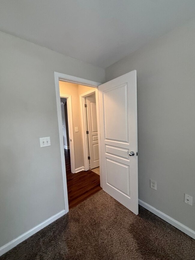 Building Photo - 15-1527 Kisling Unit 15-1527 - A