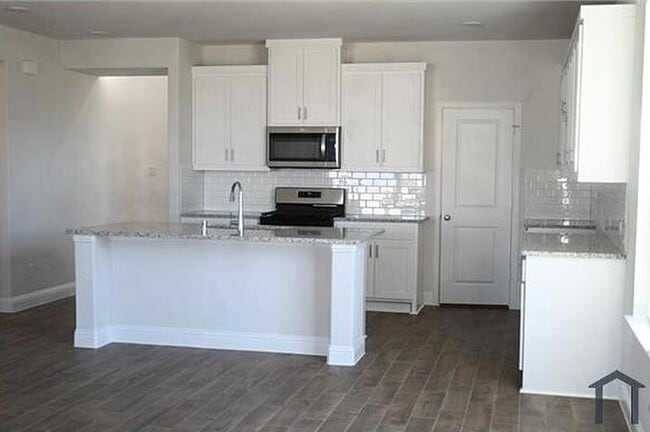 Photo - 1200 Renato Dr