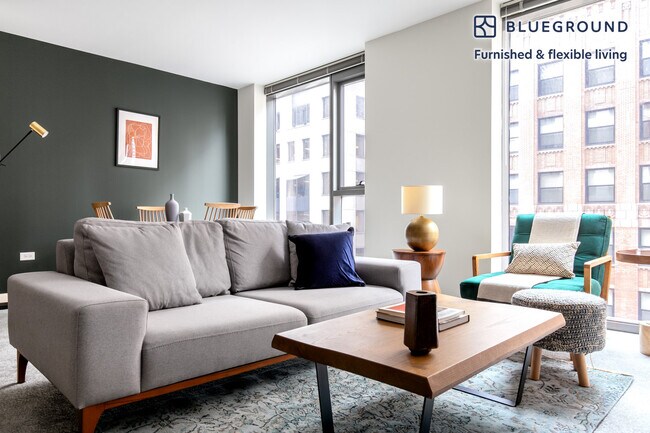 Photo - 210 N Wells St Unit FL19-ID282