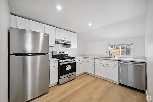 Building Photo - 2291 Guerneville Rd Rental