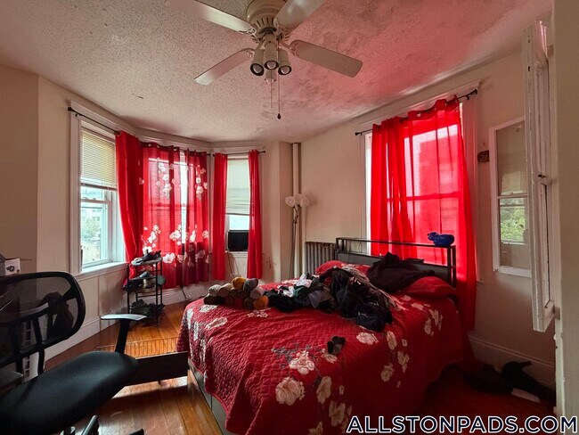 518 Cambridge St Unit 6